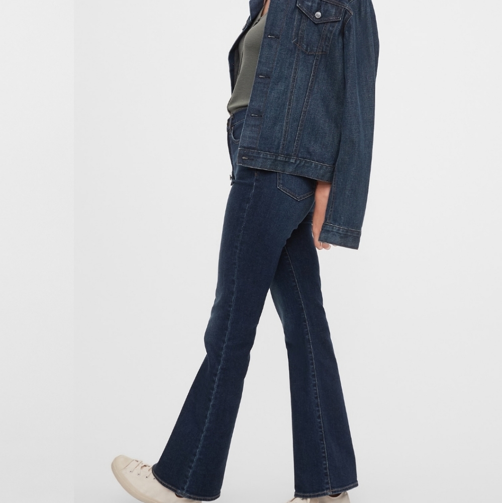 New Gap Flare Jean